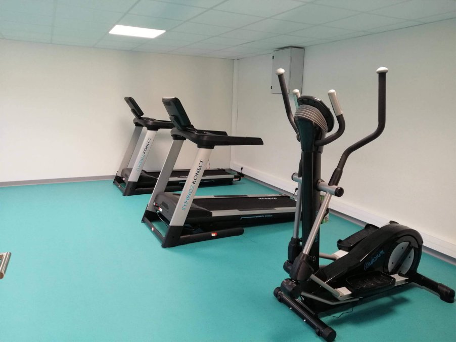 Sporthalle